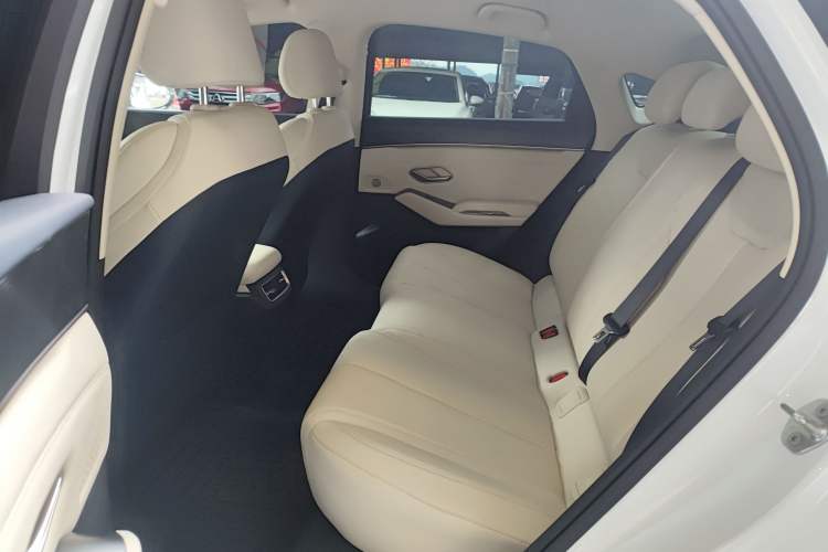 Used BYD Qin L 2024 DM-i 80KM Leading Model
