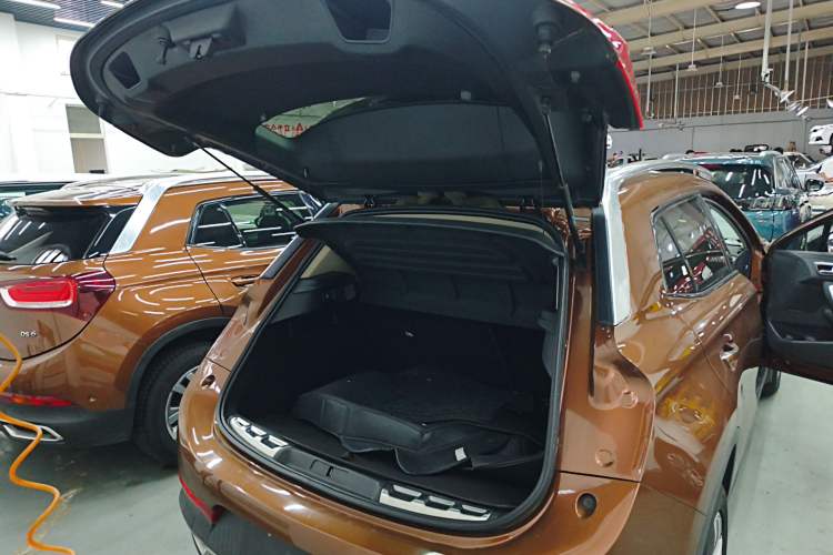 Used DS 6 2014 1.6T Luxury Edition THP160
