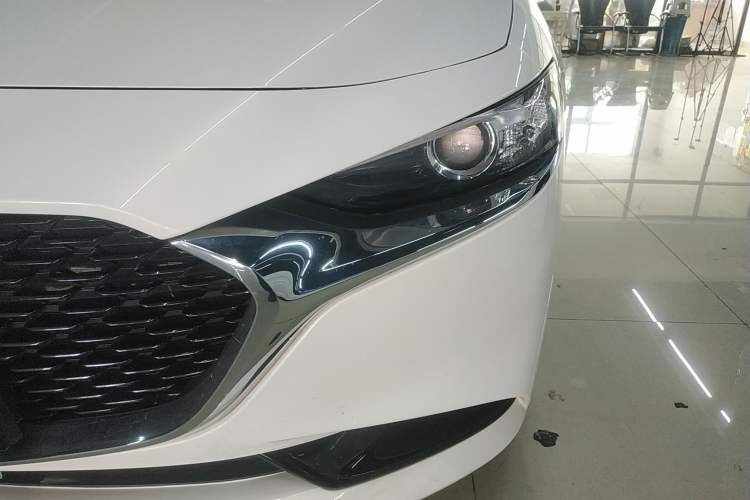 Used Mazda 3 Axela 2022 2.0L Automatic Zhiya Edition
