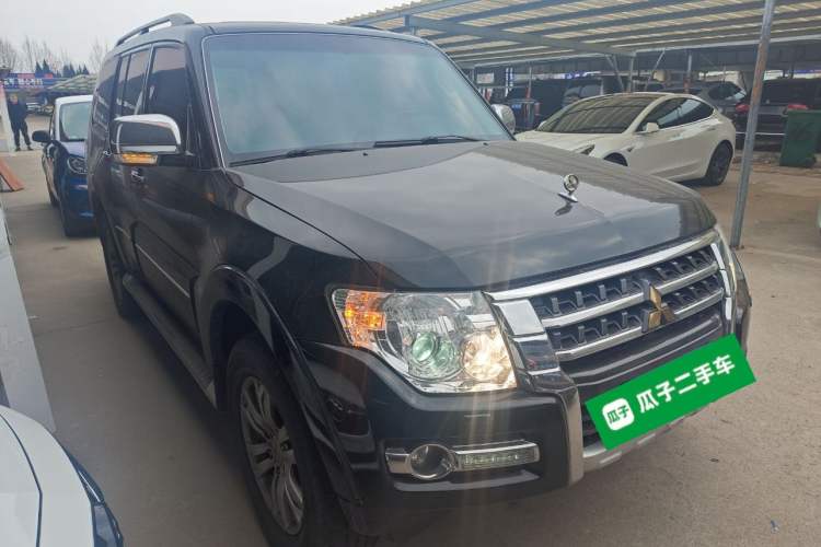 Used Mitsubishi Pajero 2019 V97 3.8L 5-Door GLS Middle East Edition