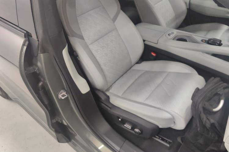 Used Zeekr 001 2025 YOU Edition 100 kWh All-Wheel Drive