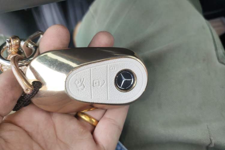 Used Mercedes-Benz EQE SUV 2023 350 4MATIC Luxury Edition Vehicle Key