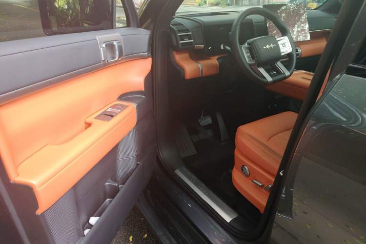 Used Formula Leopard Tai 7 2025 Model 190 km Four-Wheel Drive Ultra Edition
