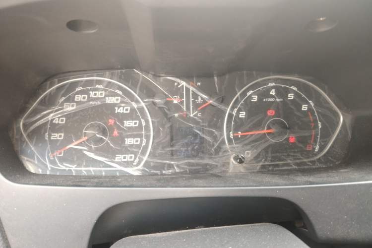 Used Leopaard Q6 2015 2.4L Manual 4x4 Excellence Edition
