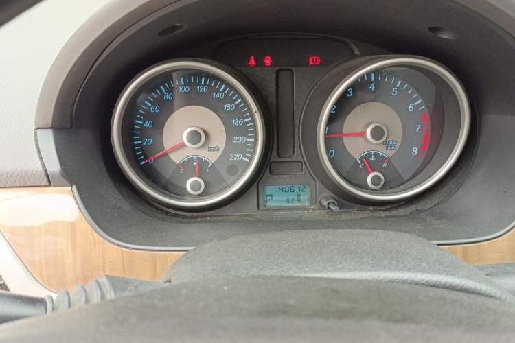 Used Buick Excelle 2015 1.5L Automatic Classic Model
