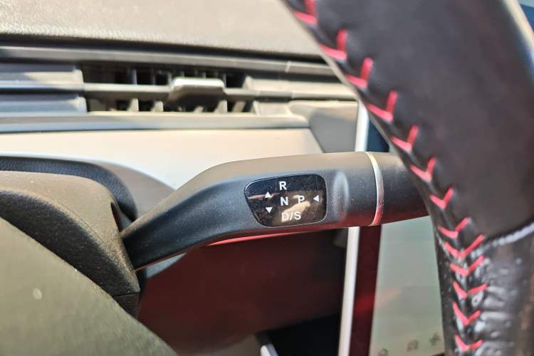 Used NETA V 2021 Standard Range Entertainment Version – Upgraded Model