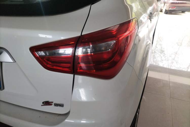 Used CHANGAN CS35 2017 1.6L Automatic Luxury Model
