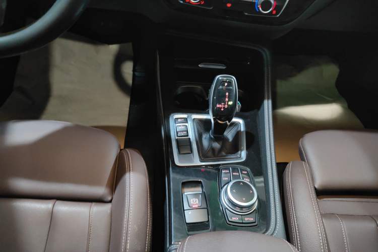 Used BMW 1 Series 2021 125i M Sport Night Edition Gear Lever