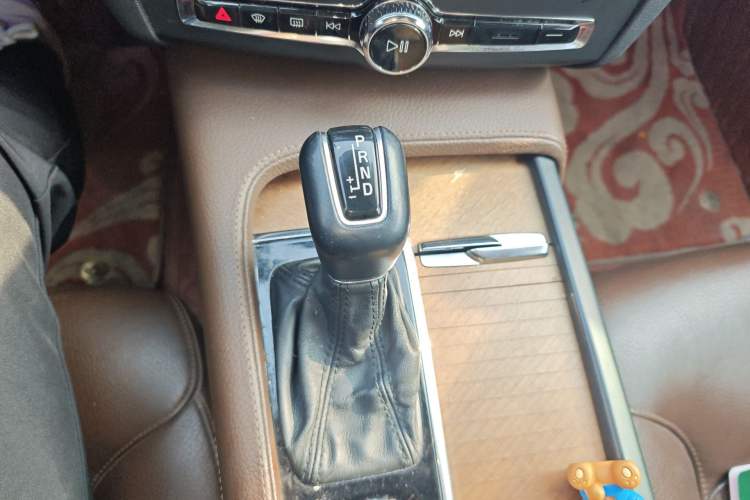 Used Volvo S90 2019 T5 Zhiyuan Edition
