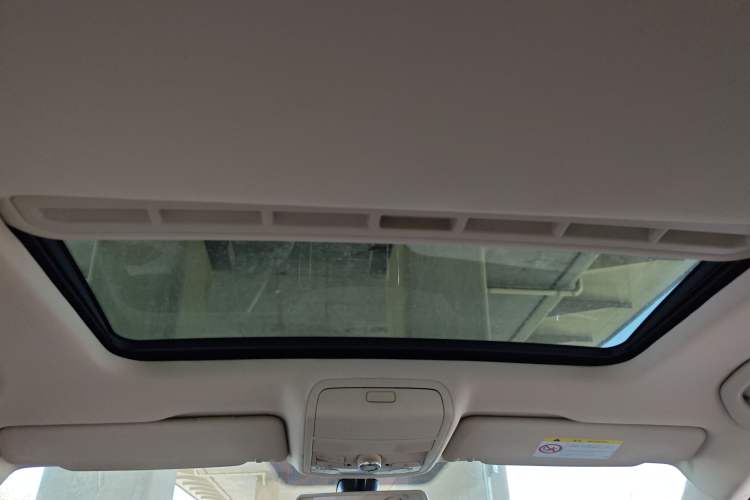 Used Volkswagen Passat 2015 1.8TSI DSG Prestige Edition Headliner