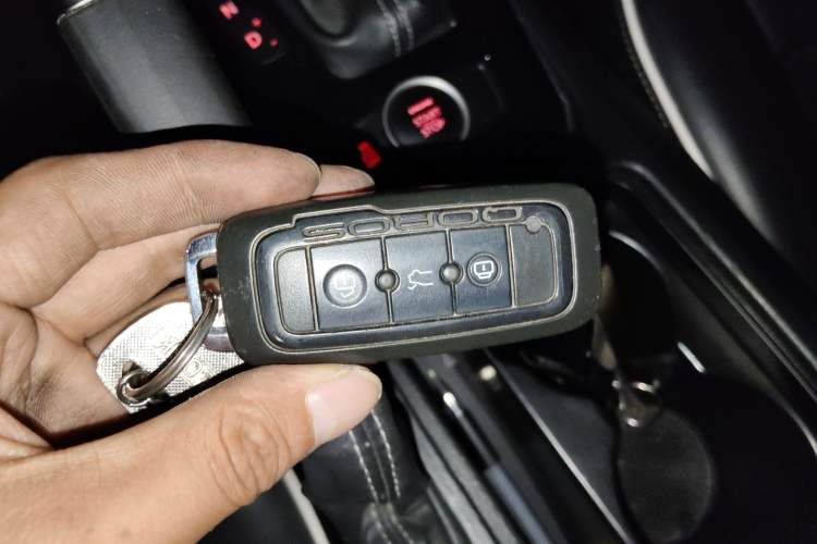 Used Qoros 3 2014 Hatchback 1.6T Automatic ZhiZhen Model