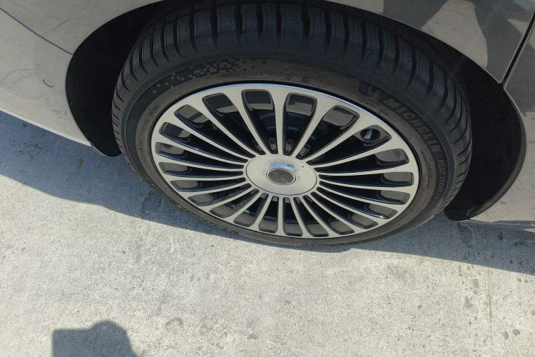 Used Hima Stelato S9 2025 Extended-Range Max+
