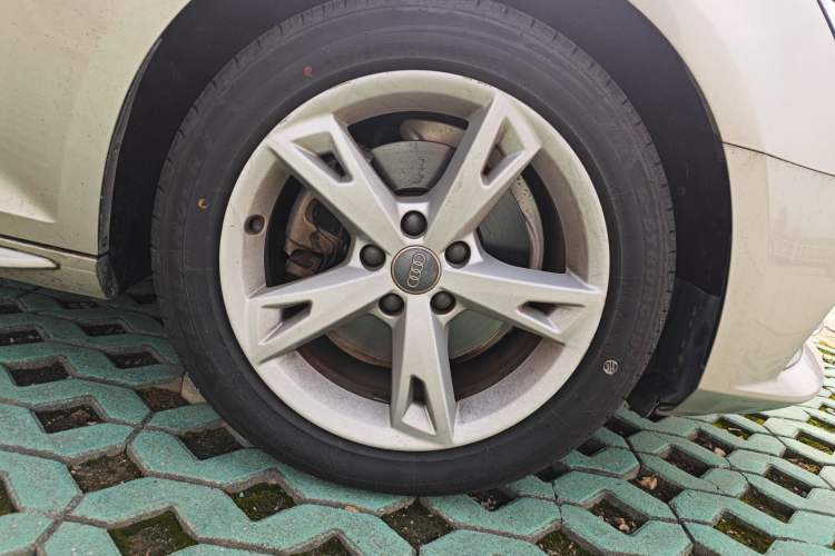 Used Audi A4L 2017 Plus 40 TFSI Fashion Model
