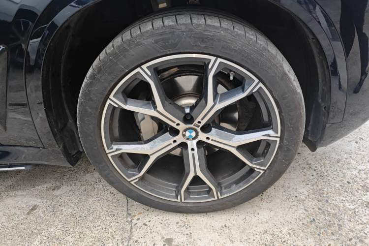 Used BMW X5 2023 xDrive 30Li Luxury M Sport Night Edition Package
