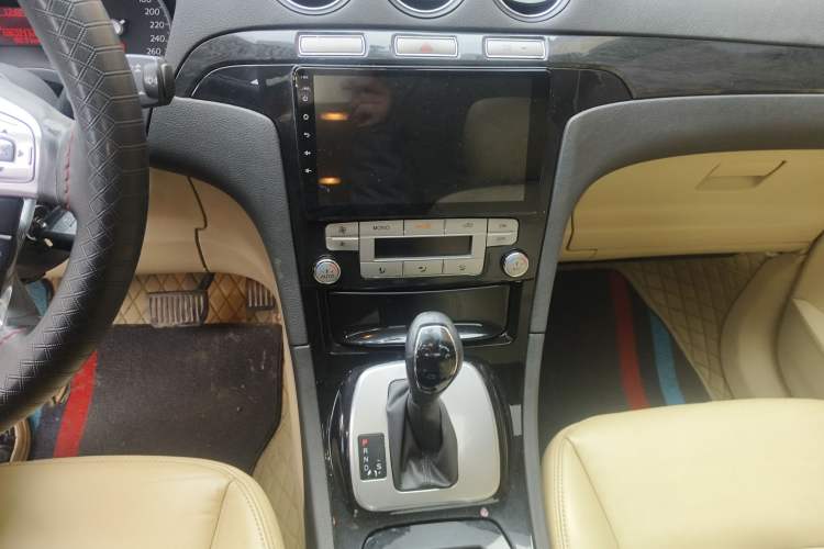 Used Ford S-MAX 2008 2.3L 7-Seater Luxury Version