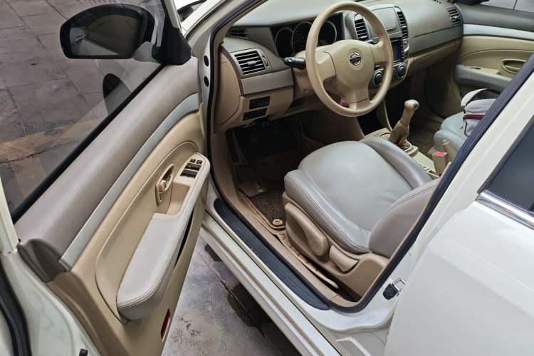Used Nissan Sylphy 2012 Classic 1.6XE Manual Comfort Edition
