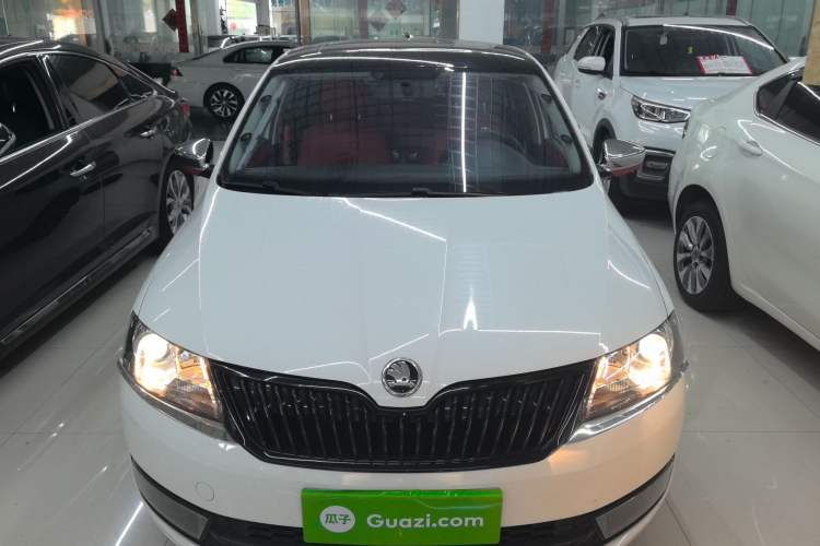 Used Skoda Rapid Spaceback 2016 Revised 1.6L Automatic Smart Drive Version