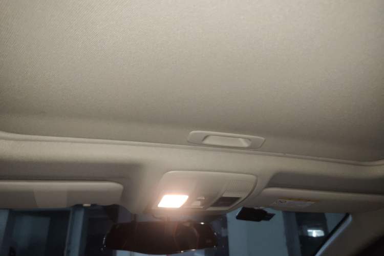 Used Mazda Mazda 3 Axela 2016 Sedan 1.5L Manual Luxury Model
