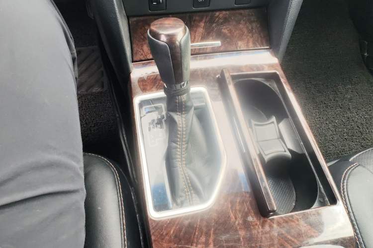 Used Toyota Camry 2016 2.0G 10th Anniversary Leading Edition Gear Lever