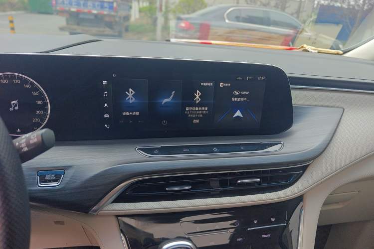 Used Buick GL8 2022 ES Landtrek 653T Comfort Edition
