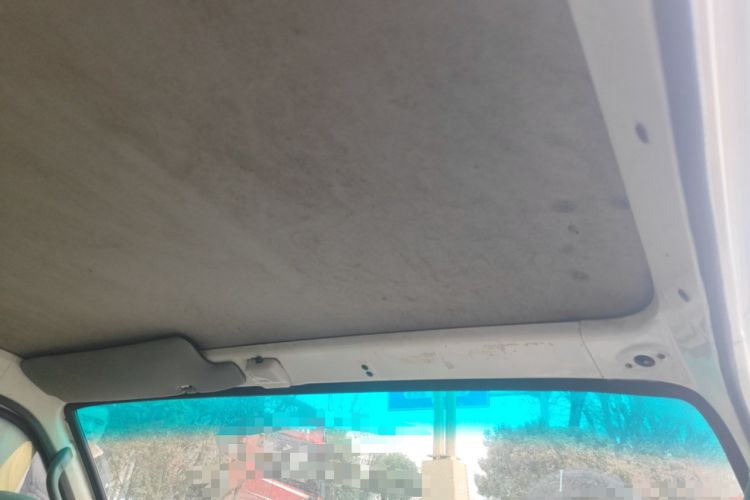 Used Jinbei Hiace 2020 2.0L Express King Series Deluxe Van Standard Roof China VI Emission Standard 1TZS Headliner