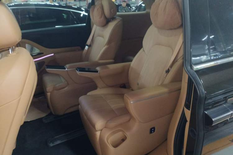 Used VOYAH Dream 2025 PHEV Four-Wheel-Drive Flagship Kunpeng Edition