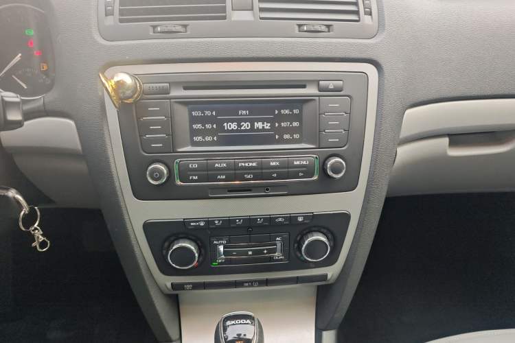 Used Skoda Octavia 2014 1.6L Automatic Yijun Edition
