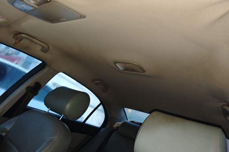 Used Geely Auto Classic Emgrand 2013 Sedan 1.5L Manual Entry-Level Model Headliner