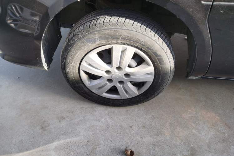 Used FORTHING Lingzhi 2022 M5L 1.6L Utility Model 7 Seats