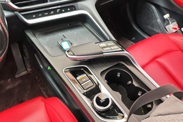 Used CHANGAN UNI-T 2020 1.5T Prestige Version Gear Lever