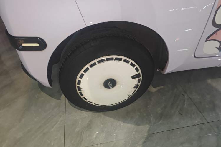 Used Chery QQ Ice Cream 2024 170km Sundae Exterior 5