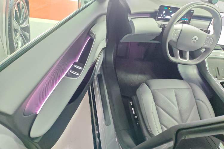 Used Nio ET5T 2025 75 kWh Touring