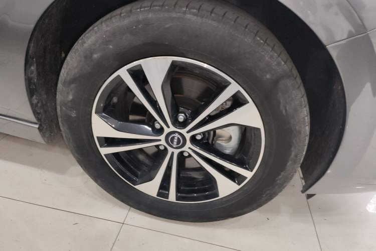 Used Nissan Sylphy 2022 All-Electric e-POWER Version with Large Display
