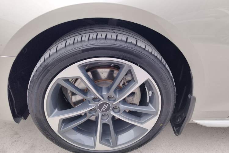 Used Audi A4L 2023 40 TFSI Fashion Dynamic Model
