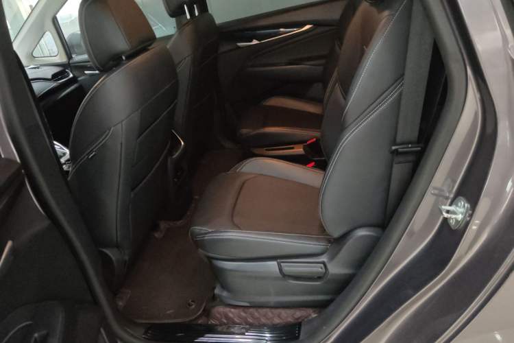 Used SAIC MAXUS G50 2021 1.5T Automatic Comfort Touring B
