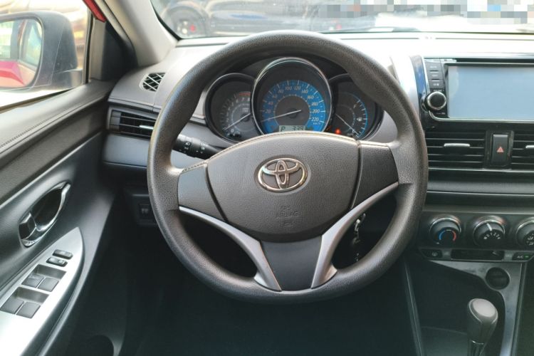Used Toyota YARiS L Zhi Xuan 2015 1.5E Automatic Charm Edition Steering Wheel