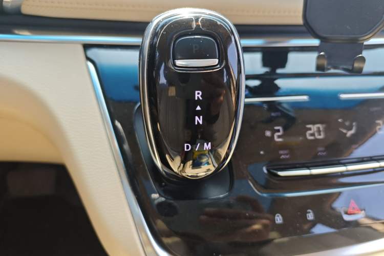 Used Buick GL8 2023 Land Executive Class 652T Luxury Model