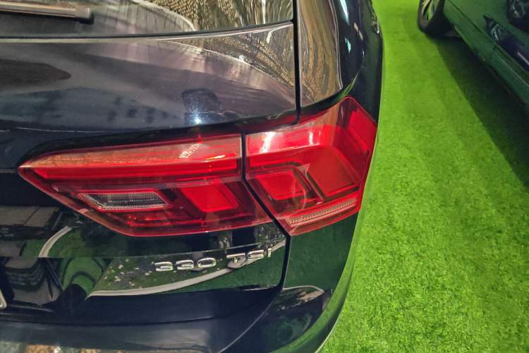 Used Volkswagen Tiguan L 2022 330TSI Automatic Two-Wheel Drive Smart Edition Right Rear Taillight