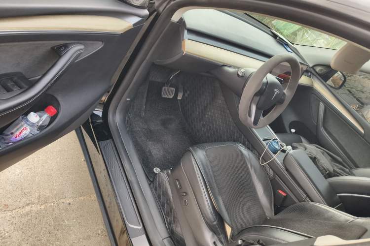 Used Tesla Model Y 2022 Revised Version Rear-Wheel Drive Driver Seat