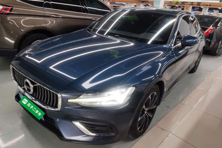 Used Volvo S60 2021 T4 Zhiyi Luxury Edition