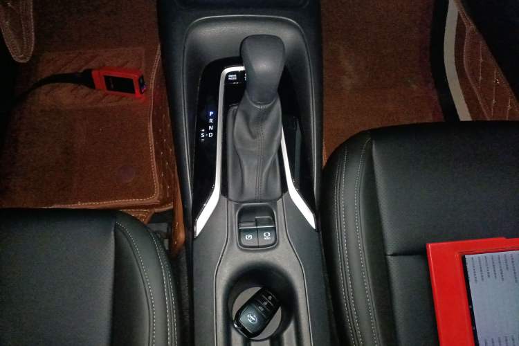 Used Toyota Levin 2023 Dual-Motor 2.0L Leading Edition Gear Lever