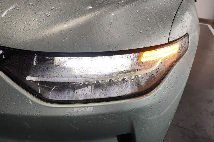 Used Leapmotor C11 2023 Pure Electric 500 Smart Edition Left Front Headlight