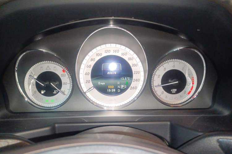 Used Mercedes-Benz GLK-Class 2014 GLK 260 4MATIC Dynamic Model
