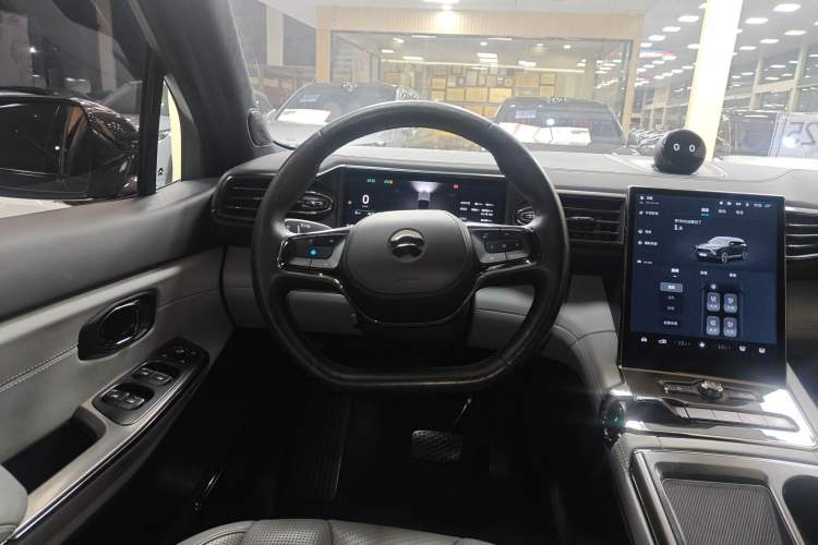 Used Nio ES8 2020 415 KM Signature Edition 7-Seater Version