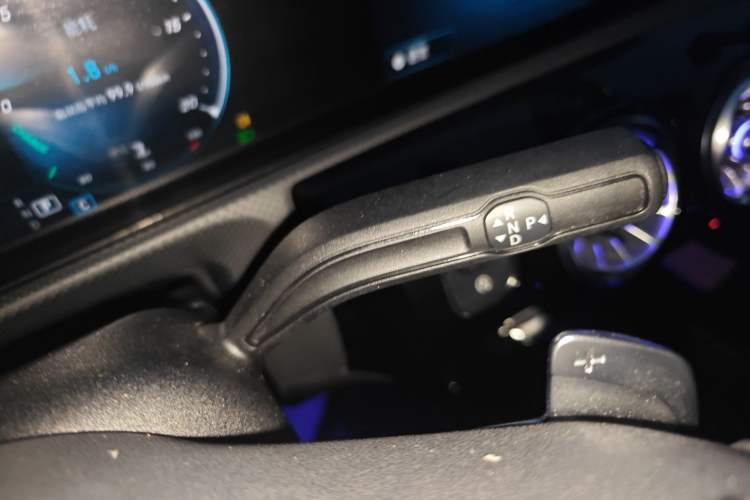 Used Mercedes-Benz A-Class 2021 A 200 L Sport Sedan Fashion Model
