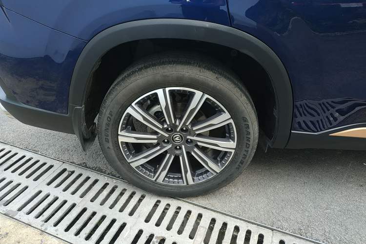 Used CHANGAN CS75 PLUS 2022 2nd Generation 2.0T Automatic Navigation Version Right Rear Wheel Hub