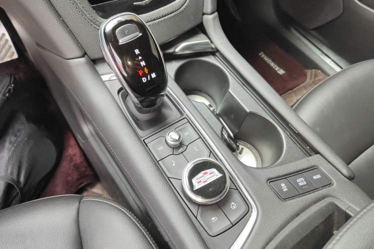 Used Cadillac XT5 2021 28T Luxury Model Gear Lever