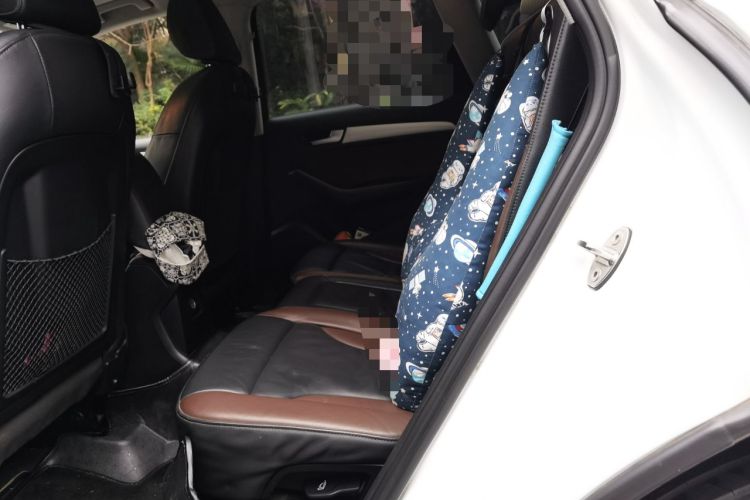 Used Audi Q5 2017 40 TFSI Ambition Edition Left Rear Seat