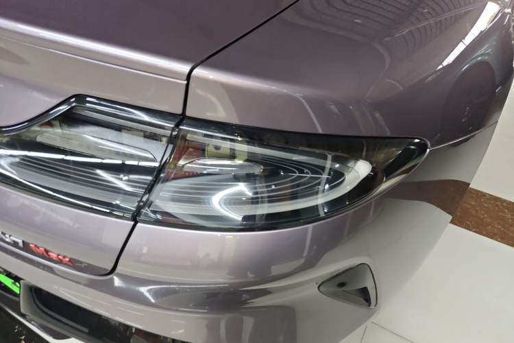 Used Xiaomi Auto SU7 2024 Four-Wheel Drive Ultra-Long Range Advanced Intelligent Driving Max Edition
