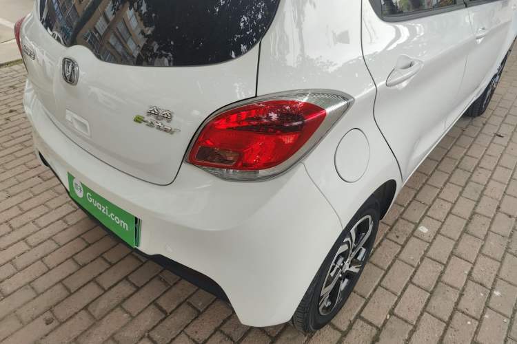 Used CHANGAN OSHAN Benni E-Star 2022 Charming Edition Colorful Model Lithium-Ion Battery Right Rear Taillight